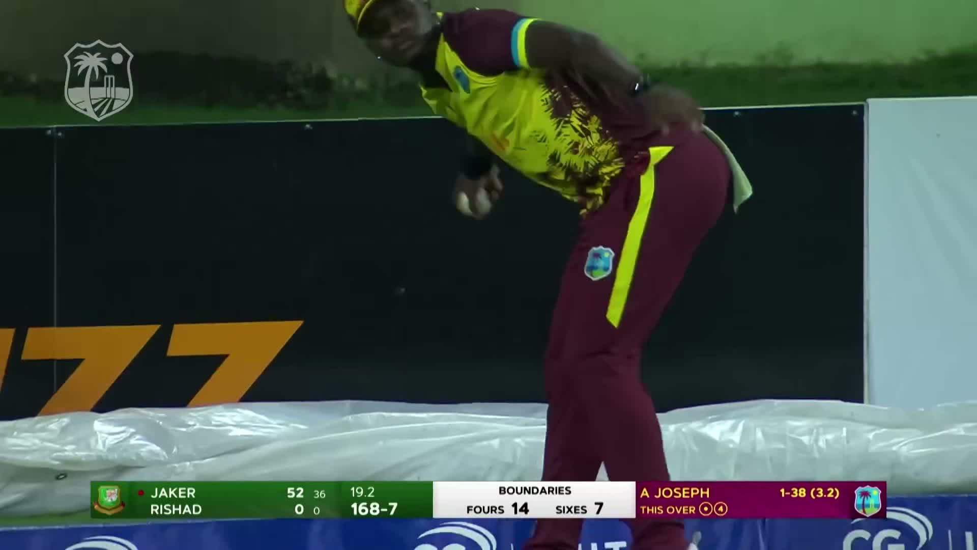 Jaker Ali Hits 72